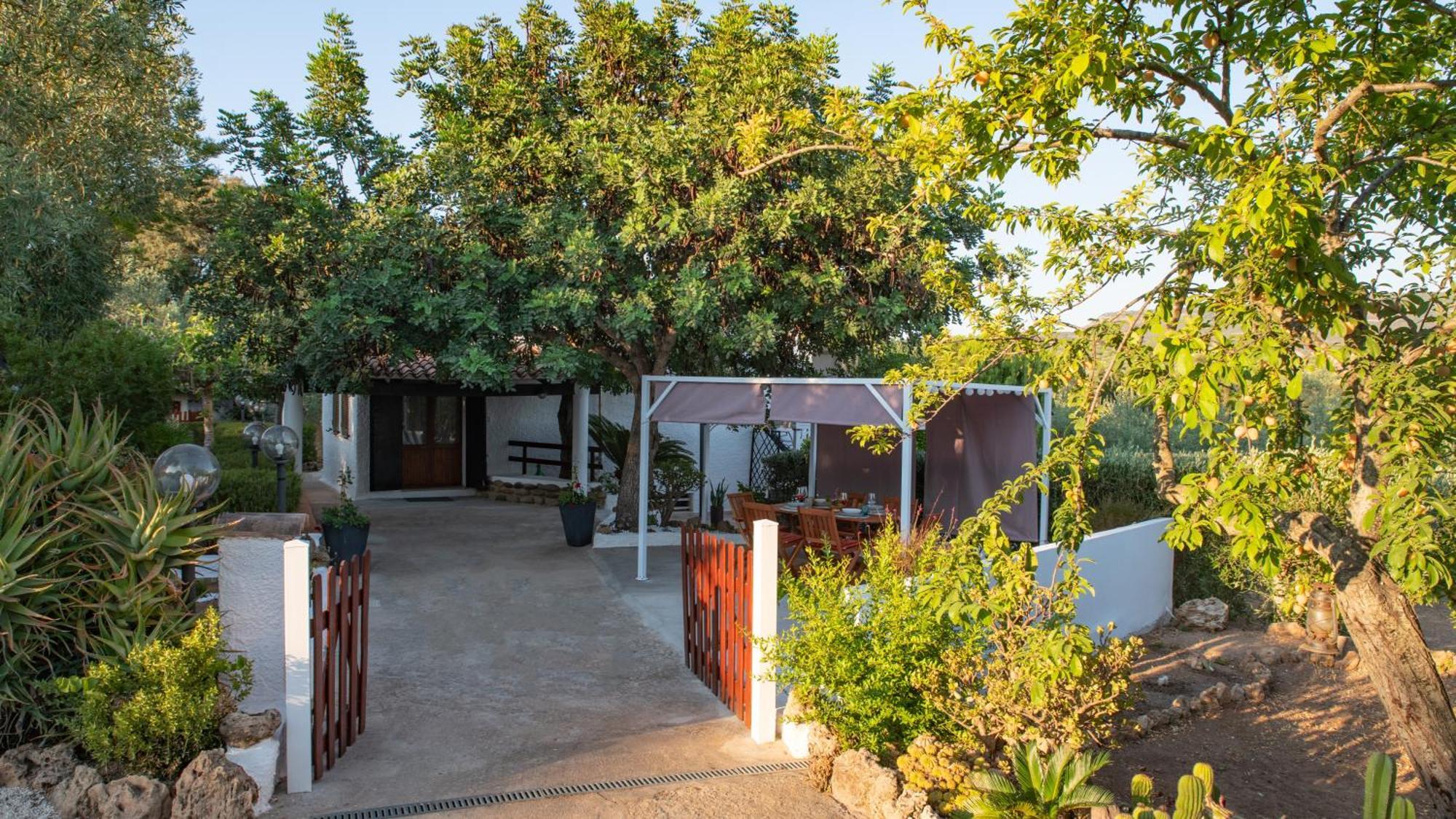 Domo Anghèleda la casa per le tue vacanze vicino al mare Alghero Esterno foto